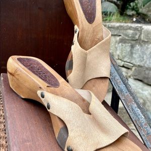 MICHAEL KORS Pony mules Size 8.